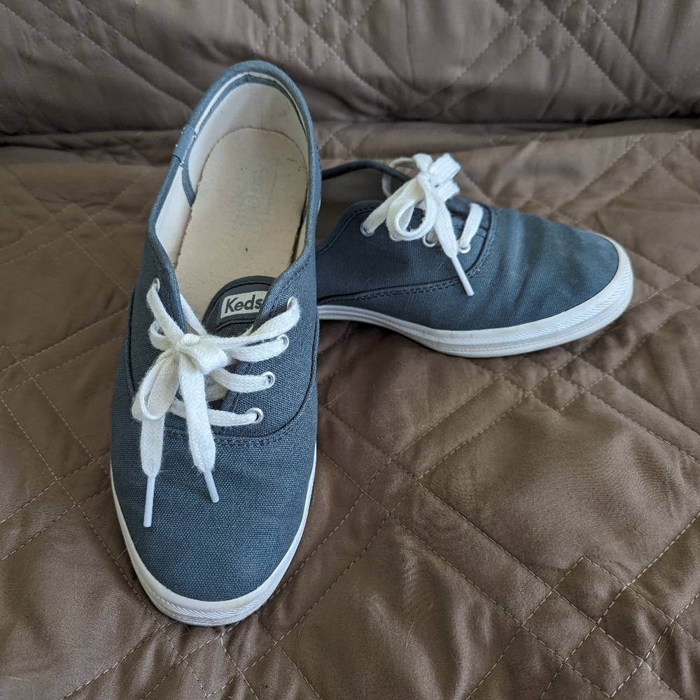 Keds Women's Champion Seasonal Solid Balsam Green (WF61137) size 7 Wide